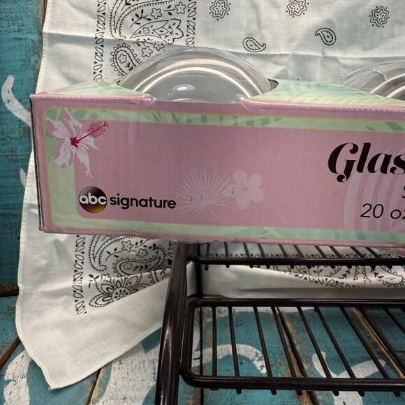 ABC Signature Golden Girls Stemless Wine Glasses Set of 4 Dorothy, Blanch,..... - Picture 12 of 13